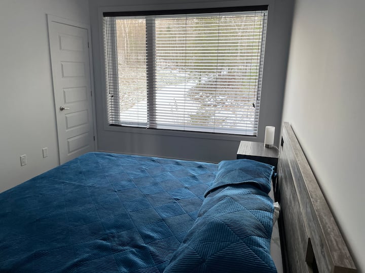 Spálňa 2: Veľká manželská posteľ 