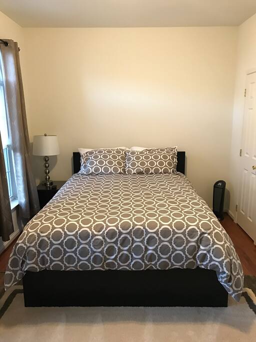 “Very lovely guests. Description is spot on. Very stylish and very comfy. I would recommend to anyone.” Angela, March 2018
