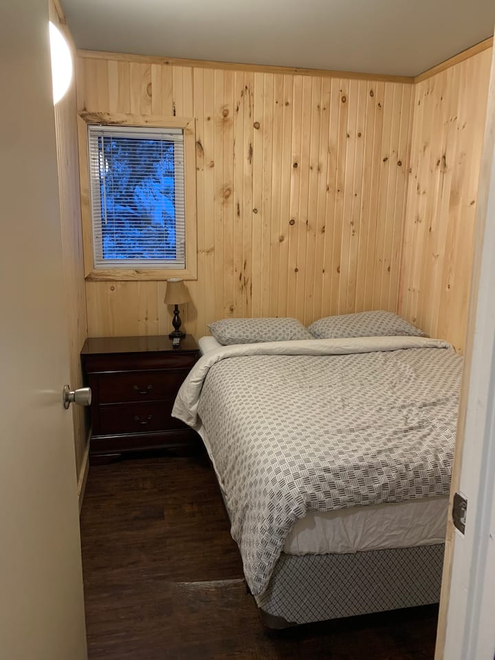 Bedroom with queen bed
