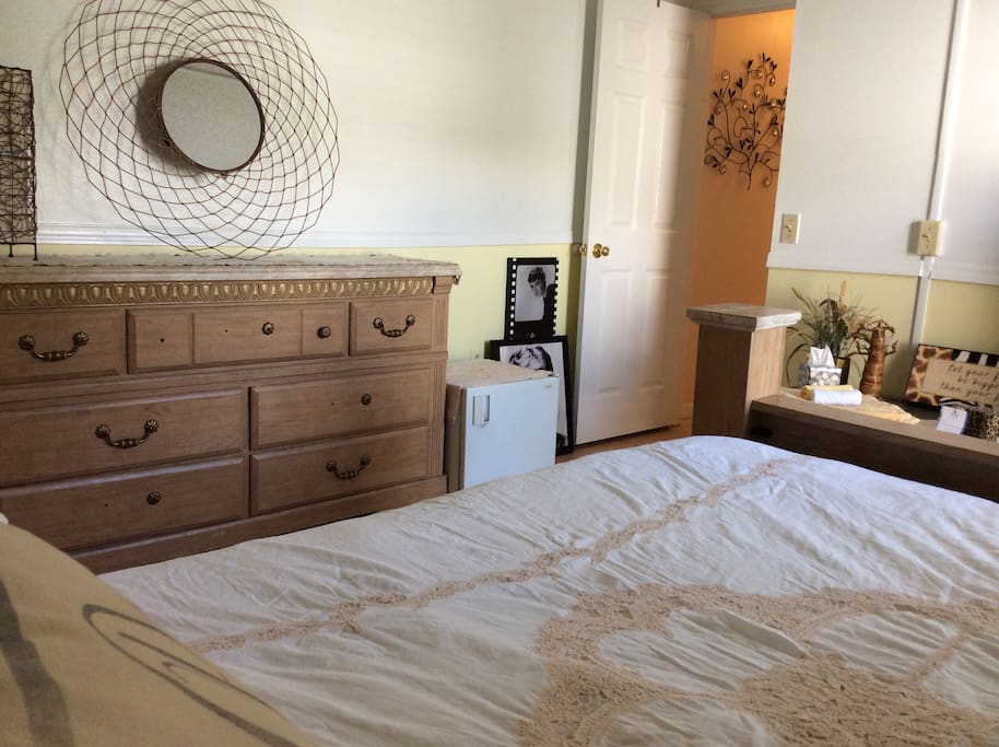 Private room, queen sized bed, mini refigerator