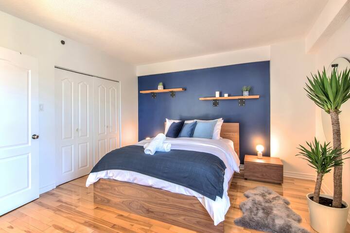 2 Bedrooms Condo Place-des-Arts/Downtown 8 J gallery image 5