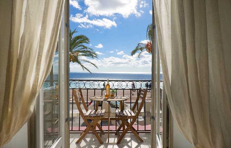 Mare (Old Town on the sea)