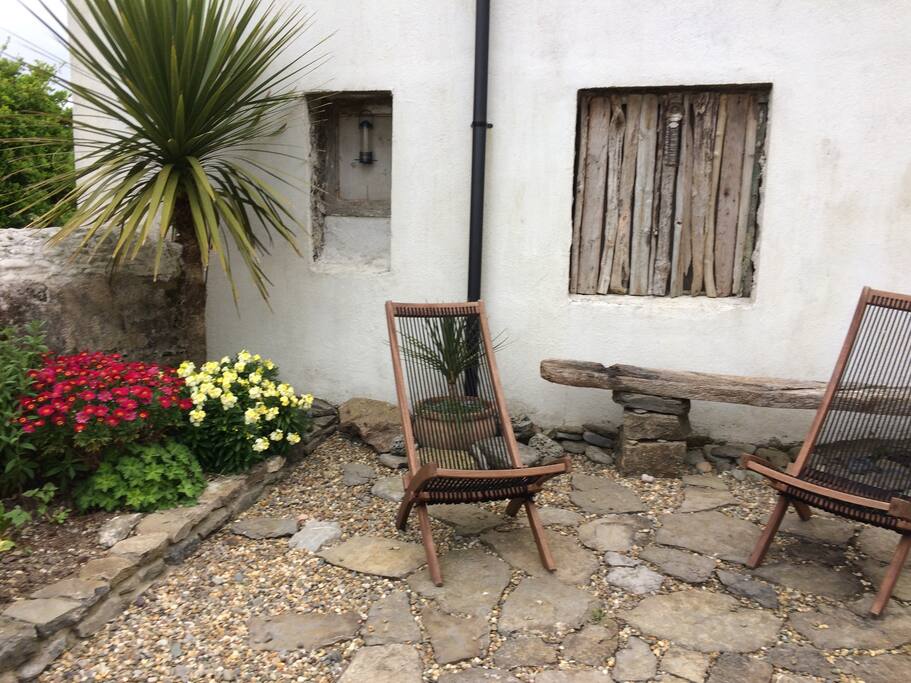 Front garden. A haven with a view.