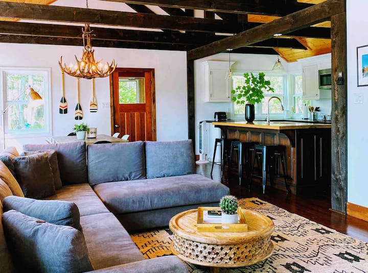 Bruce Lake Holiday Rentals & Homes Muskoka Lakes, Canada Airbnb