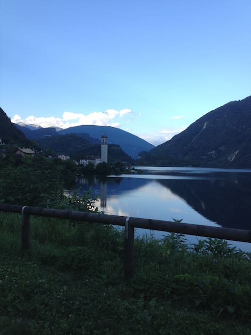 veduta del Lago del Corlo