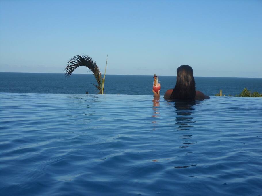 Piscina com vista MAR!