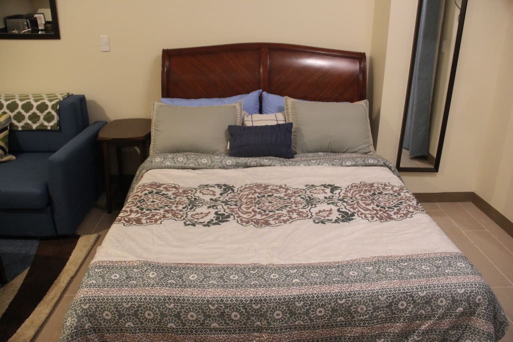 Comfortable queen bed for sleeping