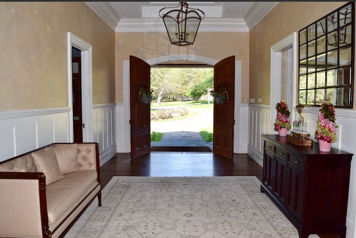 Private Country Estate On Serene Property - West Hartford, CT