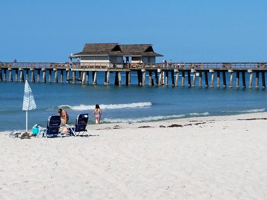 NAPLES PIER