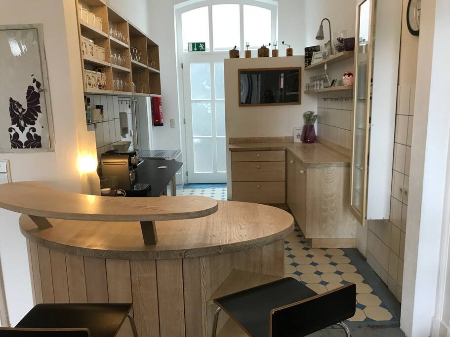 Cafe Lounge