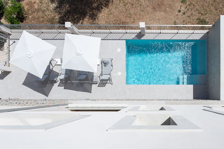 NEW! Villa Ona. Propiedad de lujo, piscina privada