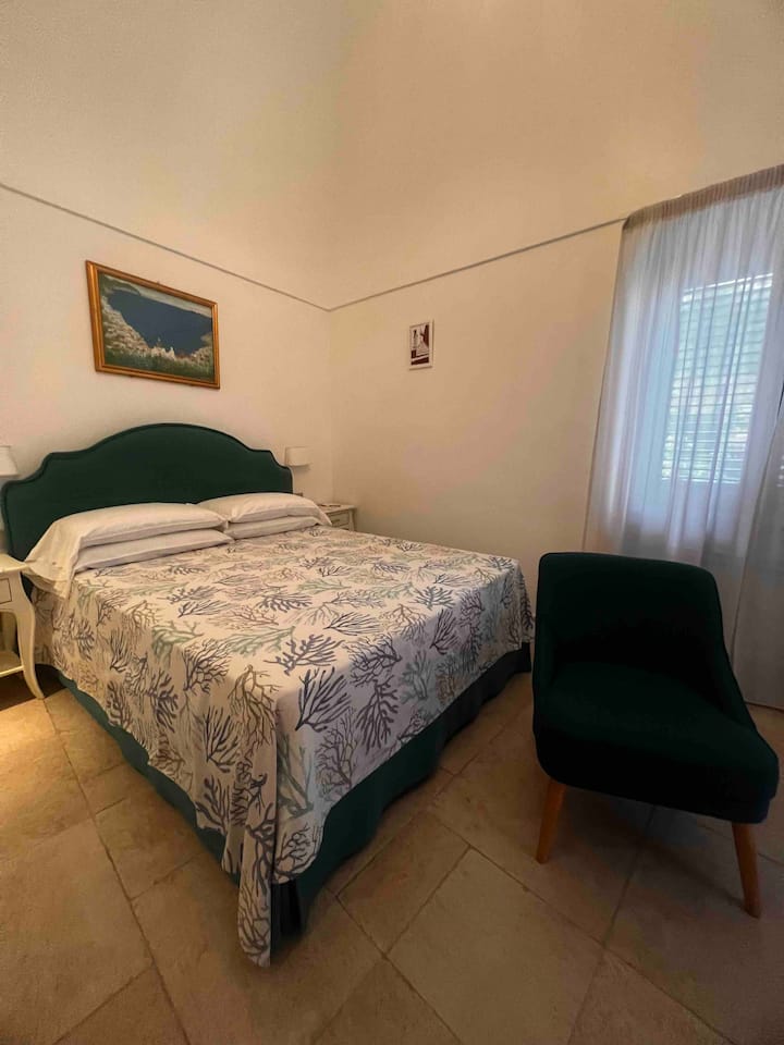 Dhomë gjumi 2