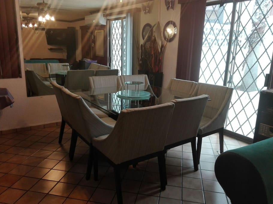 Comedor para 8 personas