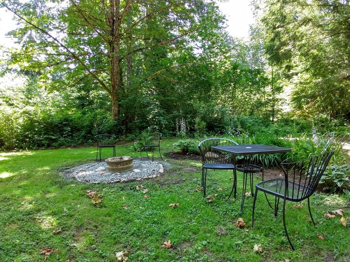 Top 10 Airbnb Vacation Rentals Near North Cascades National Park, USA