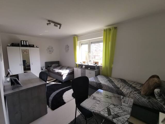 PA02 - 1 Zimmer App. für 2 Personen Bad WC Küche