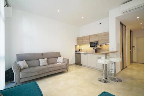 Studio de standing centre ville et proche plage