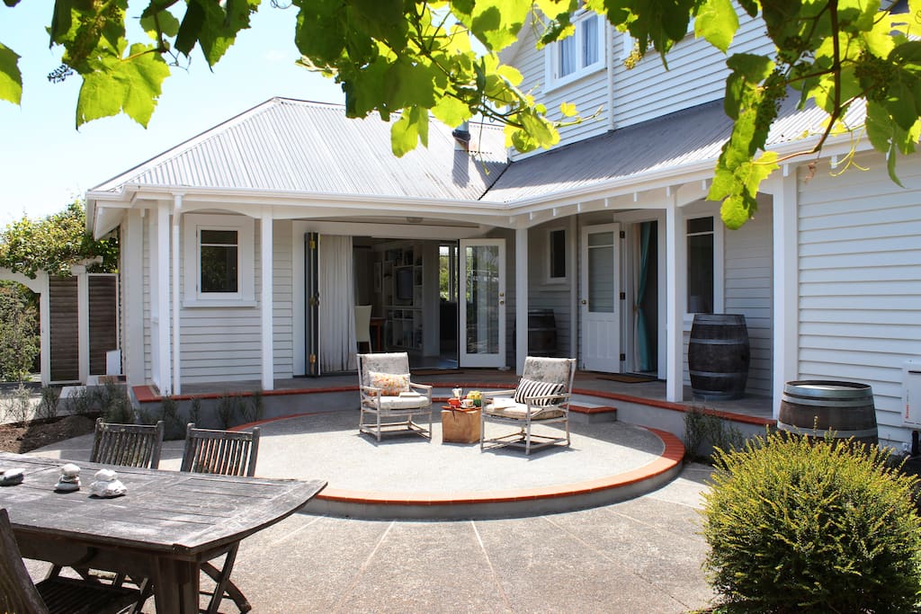 We offer two separate rooms. Each has its own special character and access off the private courtyard, so you can come and go as you wish.