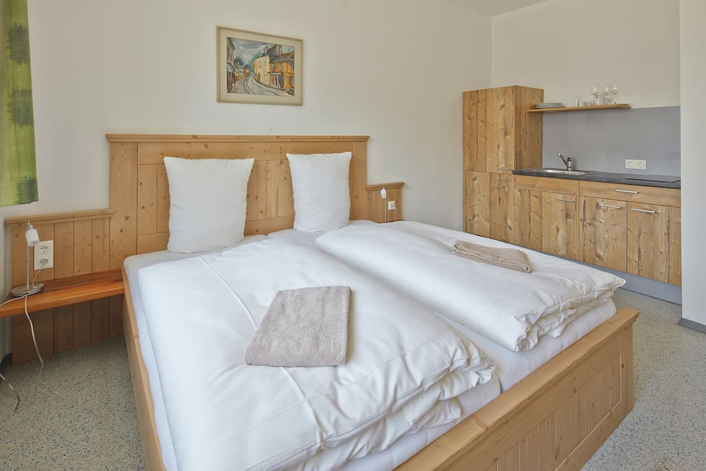 1 Schlafzimmer inclusive Küchenzeile