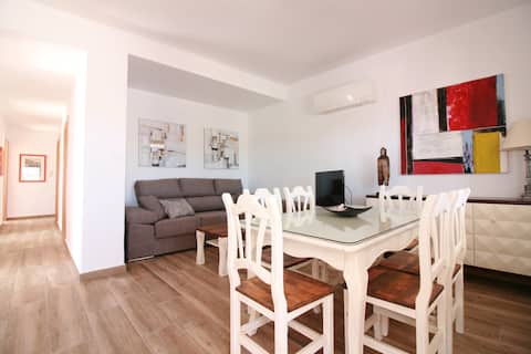 Successful Airbnb property: Beachfront Urb. Kiko-Oiva Holidays 4 in Oliva
