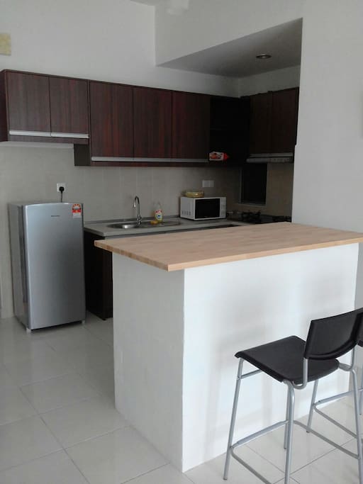 Kitchen & Microwave