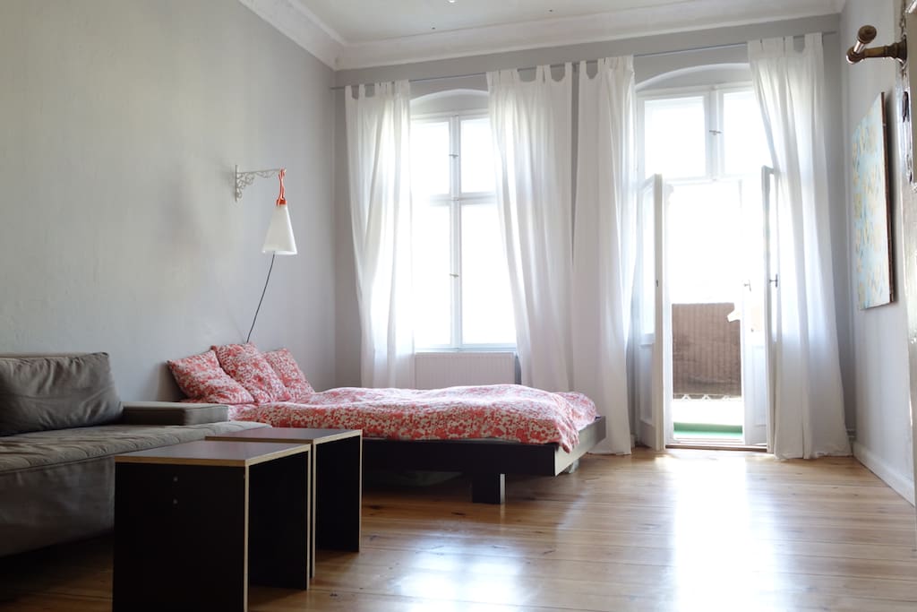 Bedroom / living room 2
