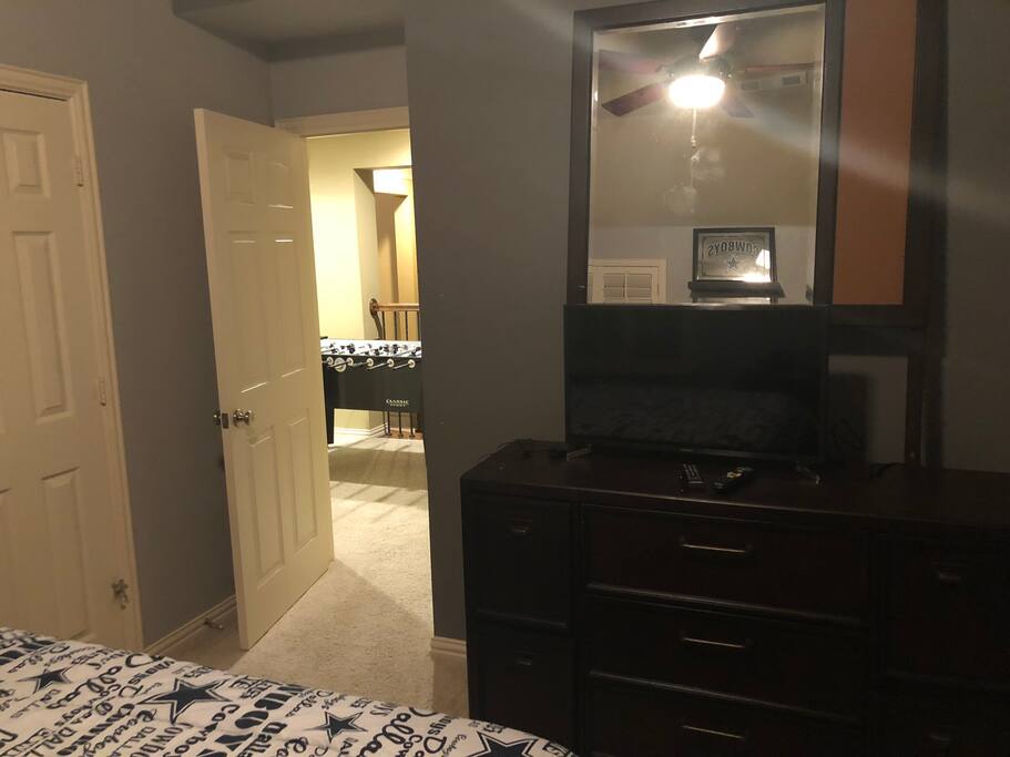 2nd Guest Bedroom with TV