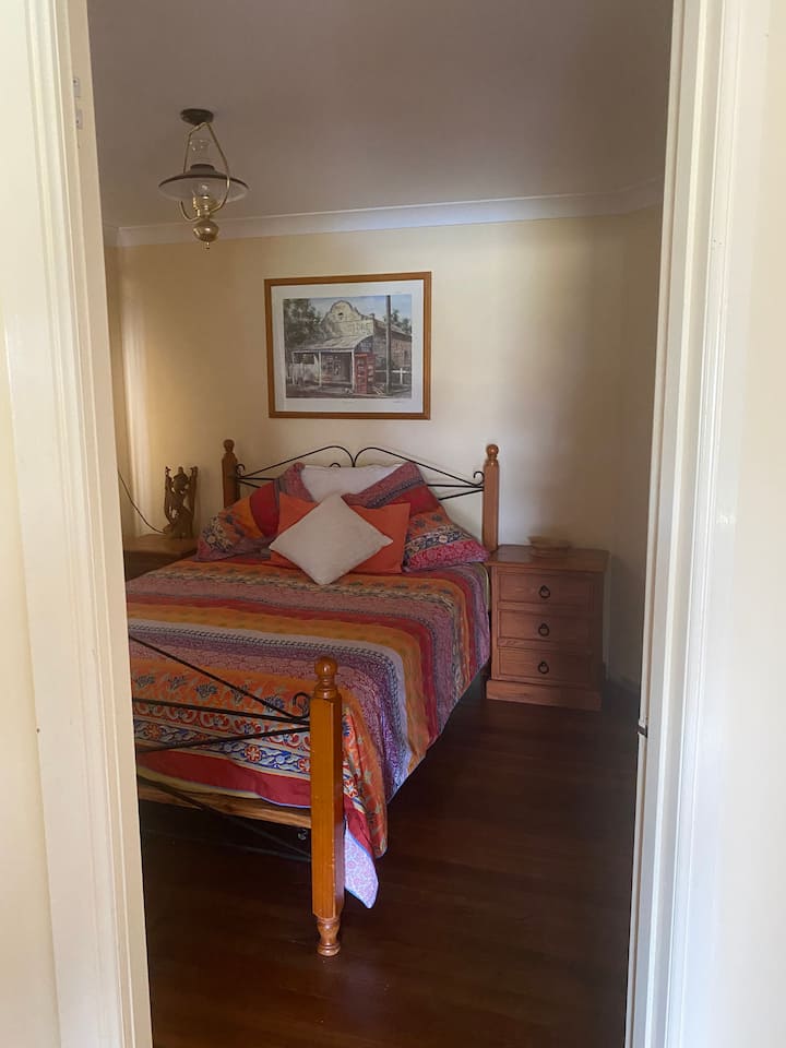 غرفة النوم 2