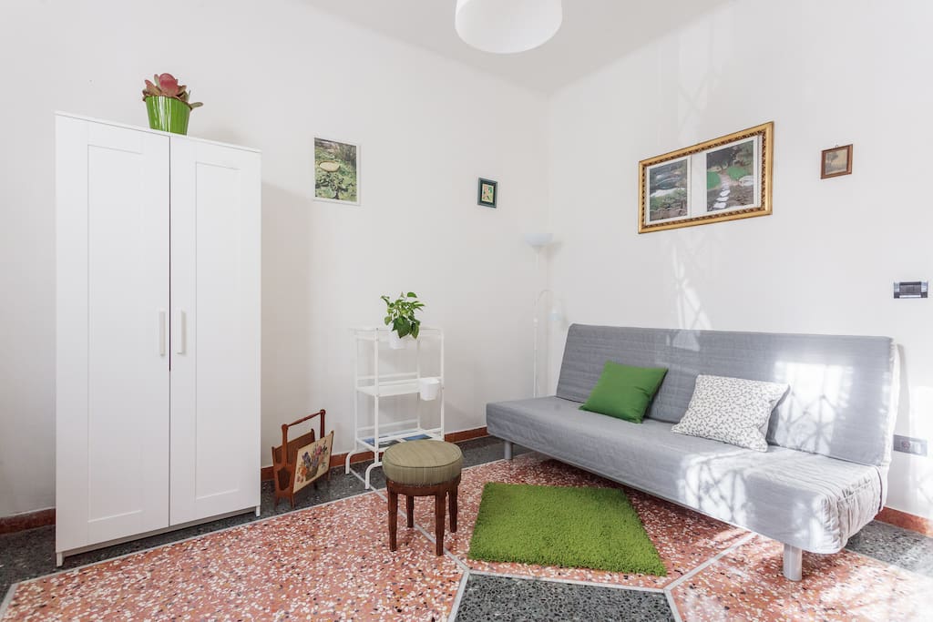 Living room - bedroom 2