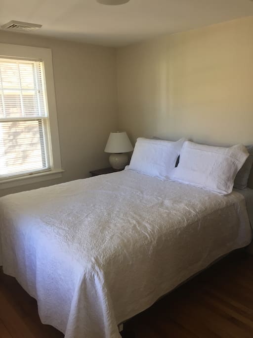 Bedroom with Queen Bed