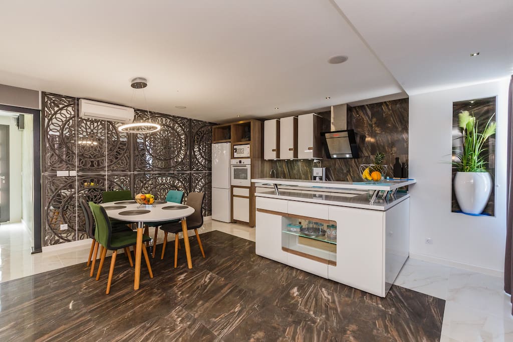 Modern decorated and fully equipped kitchen