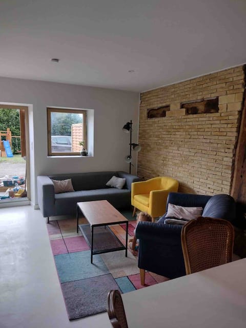 Lovely Farmhouse in Center - renovated