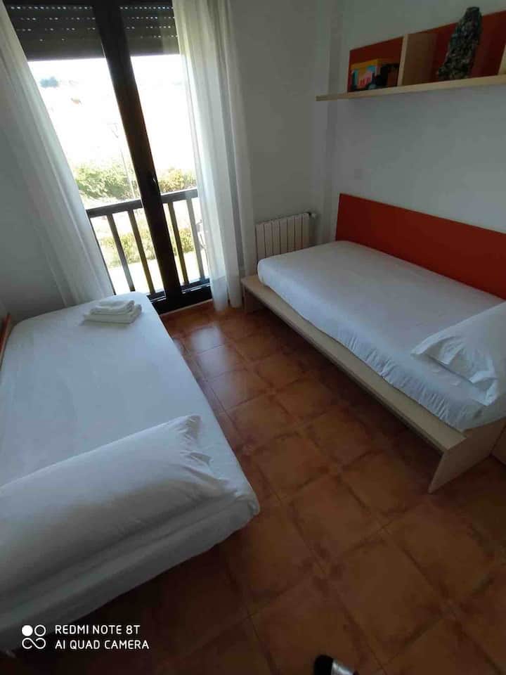 ห้องนอน 2 เตียง