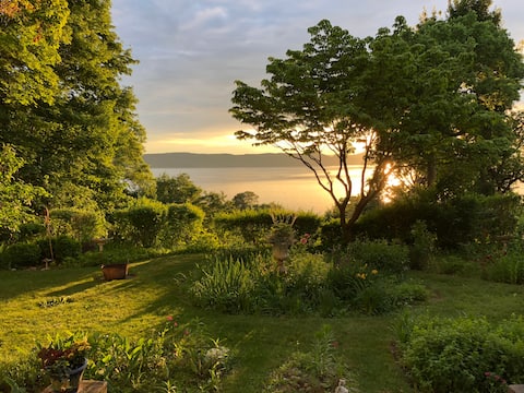 Hudson Valley Escape