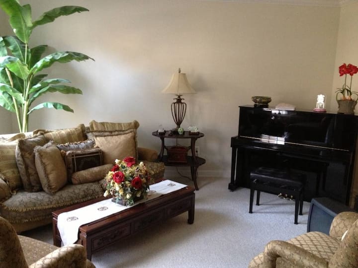 Bethesda -Private Room/bathroom Near Au/nih/sibley - Bethesda, MD