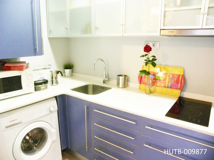 Walk everywhere!Brand new apartWIFI