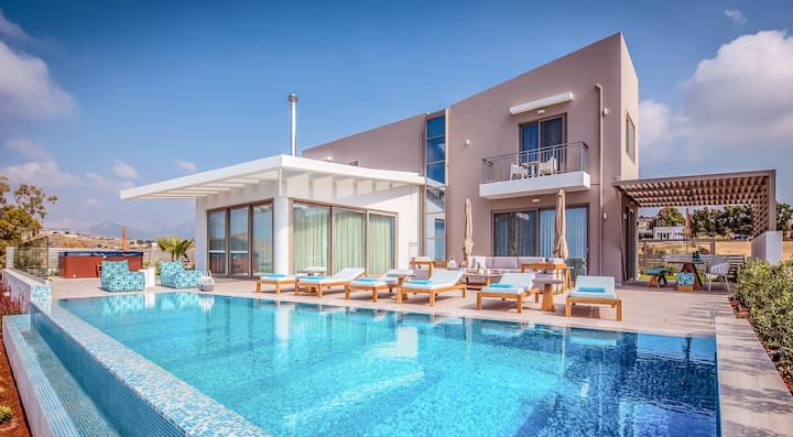 Luxury Villa Rentals in Greece in the Post-Pandemic Era – Beyond