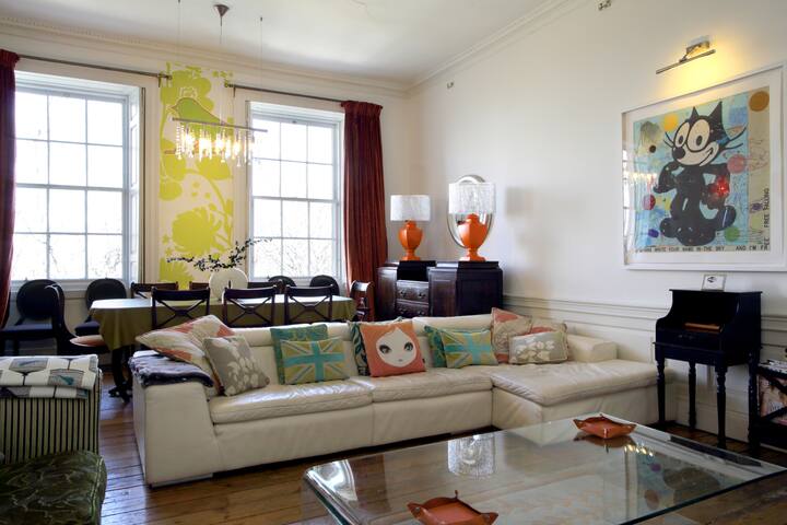 No19 The Apartment. Licence No: EH-70229-F gallery image 5