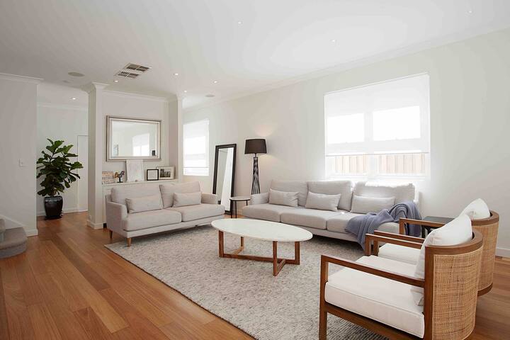 Vaucluse/Watsons Bay Beach House: 4 BR Villa gallery image 4