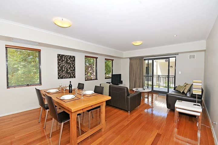 Fremantle West End - Modern Apartment