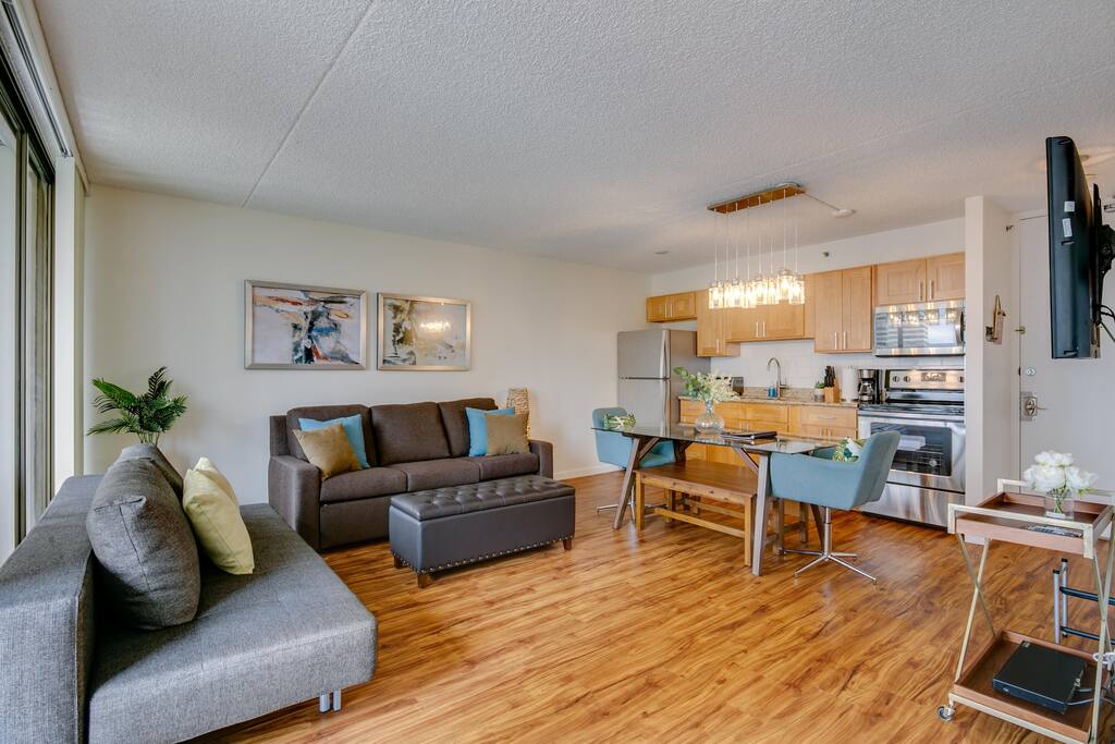 1 BR 1 BA 1 FREE PARKING unit at Waikiki Banyan. The unit can accommodate up to 8 guests. 2 Full Beds in the Bedroom & 1 Full Sofa Bed & 1 Queen Size Sofa Bed in the living room. 557 living sqft. & 67 sqft.