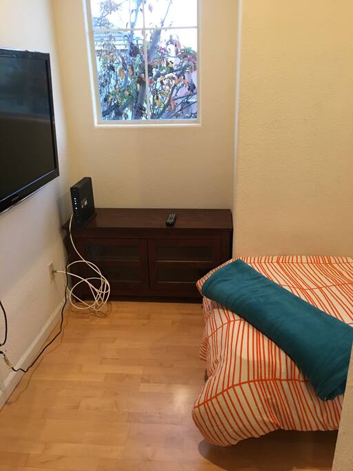 Nook D with window