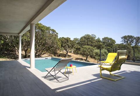 6 person villa with pool in South Corsica