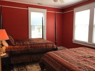 2 - ра спалня на горния етаж 