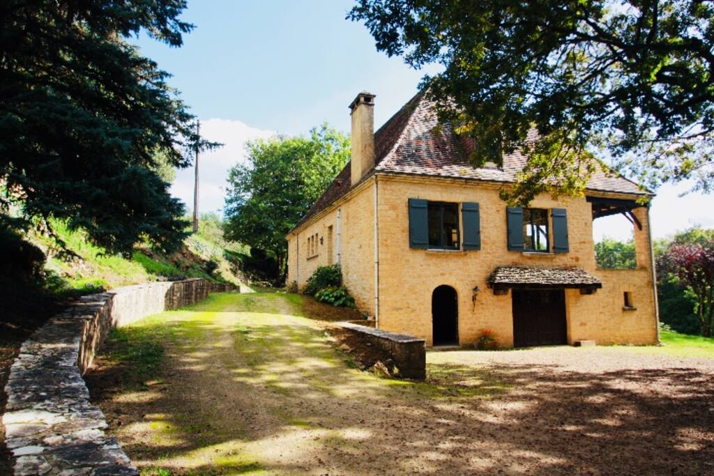 Vue extérieure de la Maison