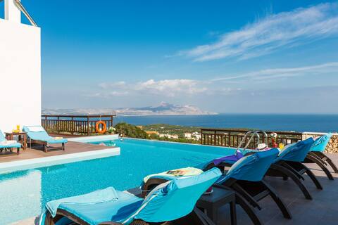 Private Pool★Sea view★ BBQ★ 2min drive to beach