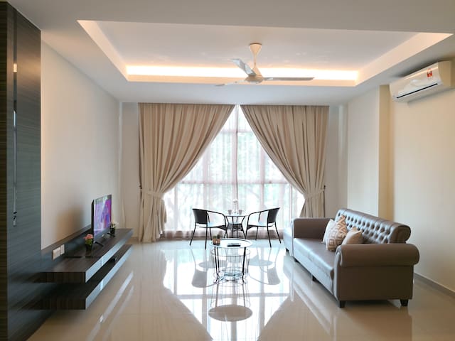 Raintown @ Cornerstone Condominium - 3BR