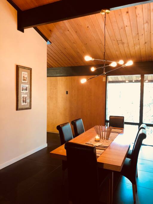 Formal dining room