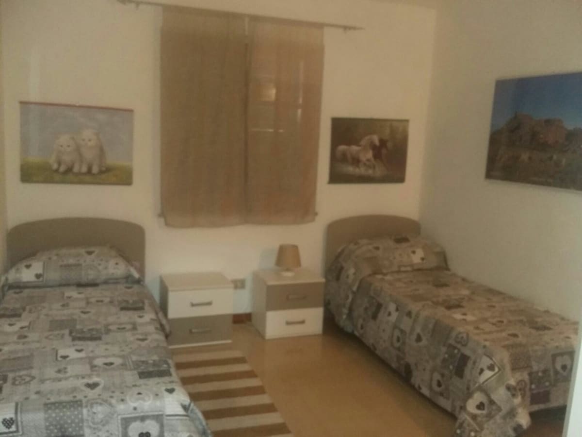 غرفة النوم 1