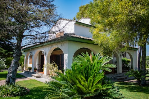CASA LES GARROFERES (20 guests)