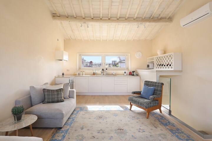 LUXURIUS DUPLEX PENTHOUSE IN A MEDIEVAL TOWER gallery image 5